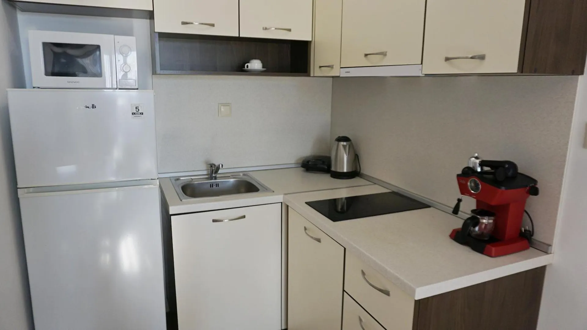 Кабакум Плаза Апартаменти - Cabacum Plaza Apartments Varna