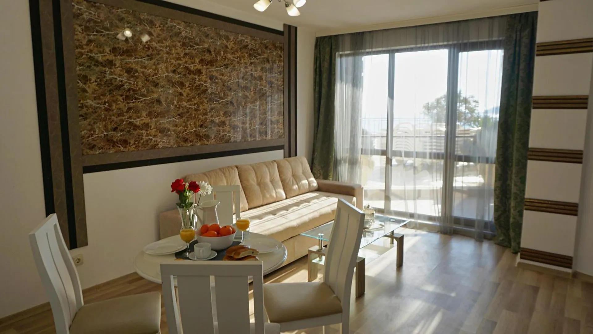 Кабакум Плаза Апартаменти - Cabacum Plaza Apartments Varna