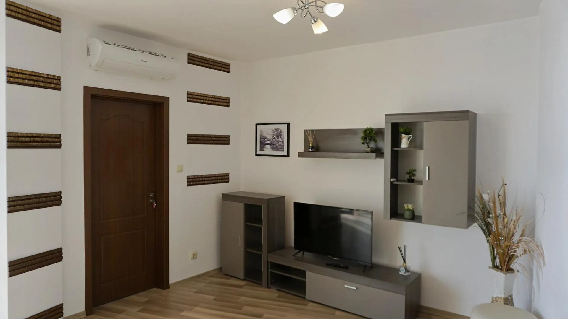 Кабакум Плаза Апартаменти - Cabacum Plaza Apartments Varna