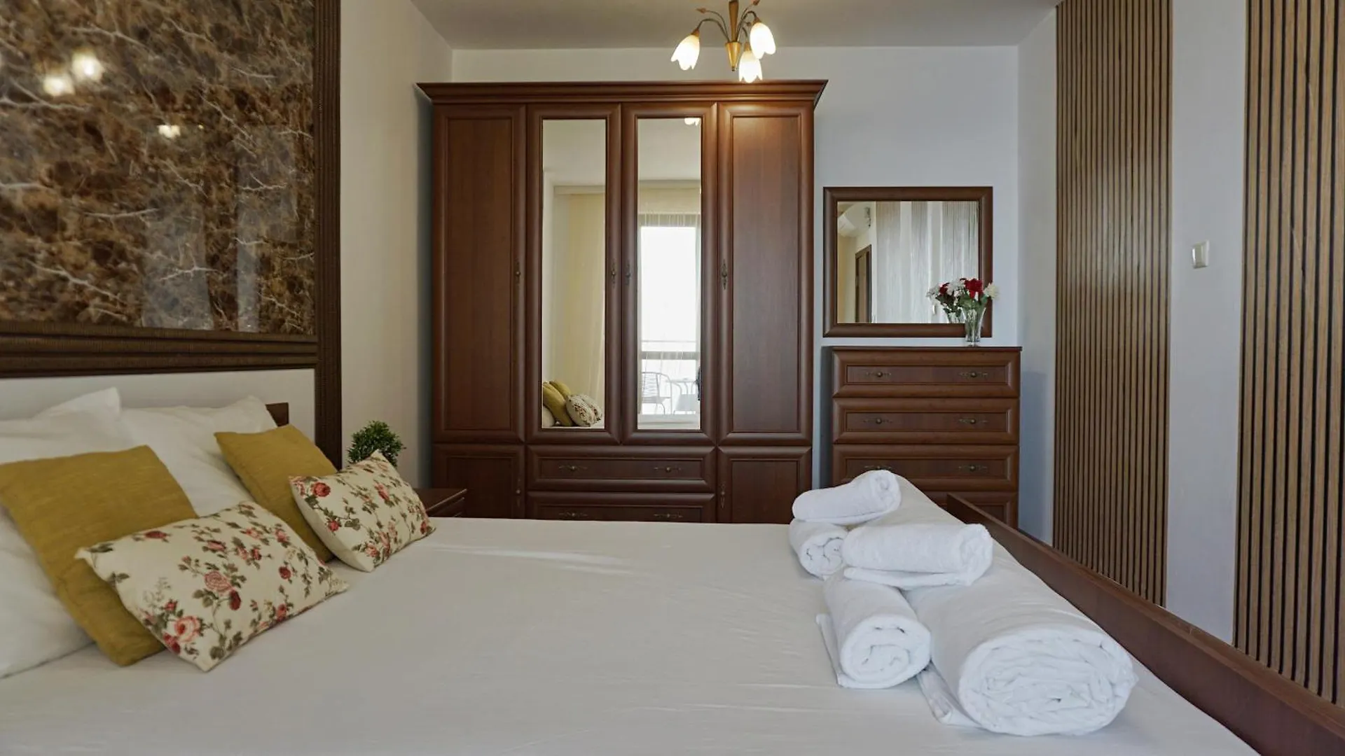 Кабакум Плаза Апартаменти - Cabacum Plaza Apartments Varna